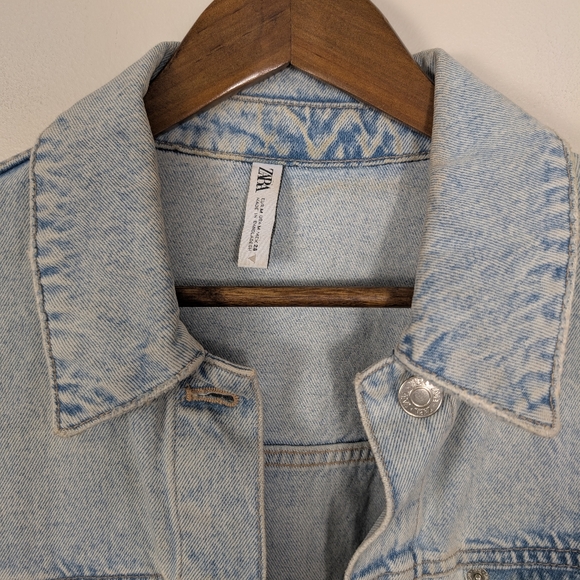 ZARA Light Wash Cotton Boxy Oversized Button Down  Denim Jean Jacket - Picture 5 of 9